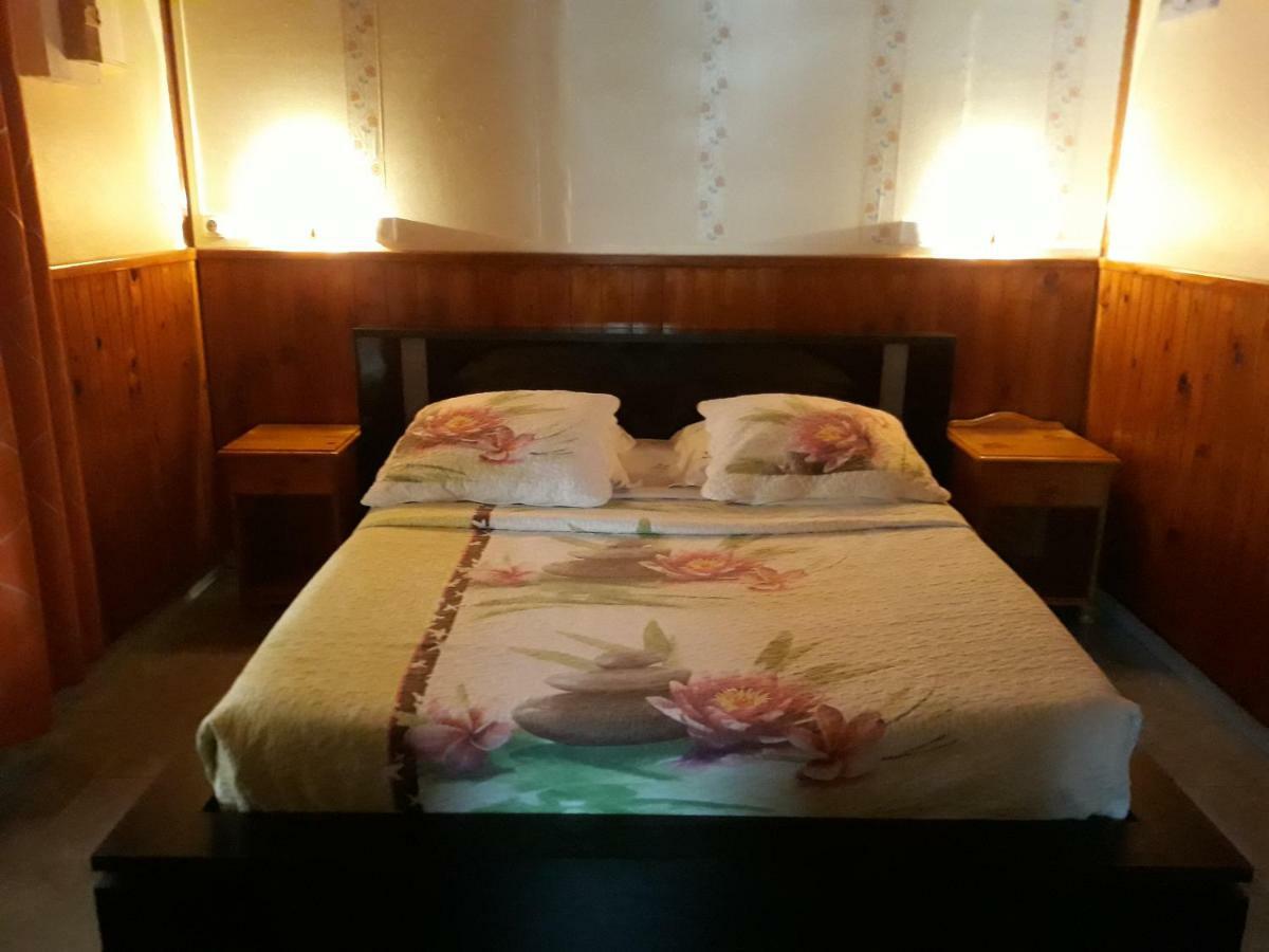 Petite Fleur De Lentilles Bed & Breakfast Cilaos Exterior photo